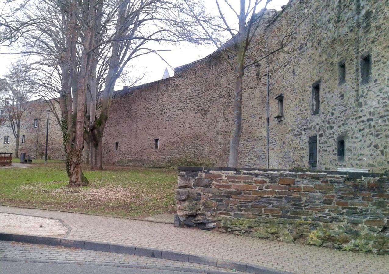 Ferienwohnung "An Der Stadtmauer" 안데르나흐 외부 사진